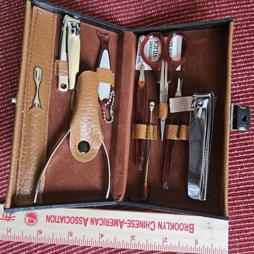Manicure set - Picture 4 of 7